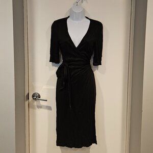 DVF 'Classic Wrap Dress' Black, Size 6